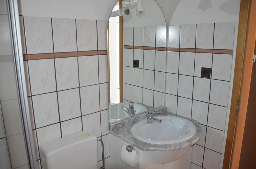 Apartmani Kemac Stara Novalja Exterior foto